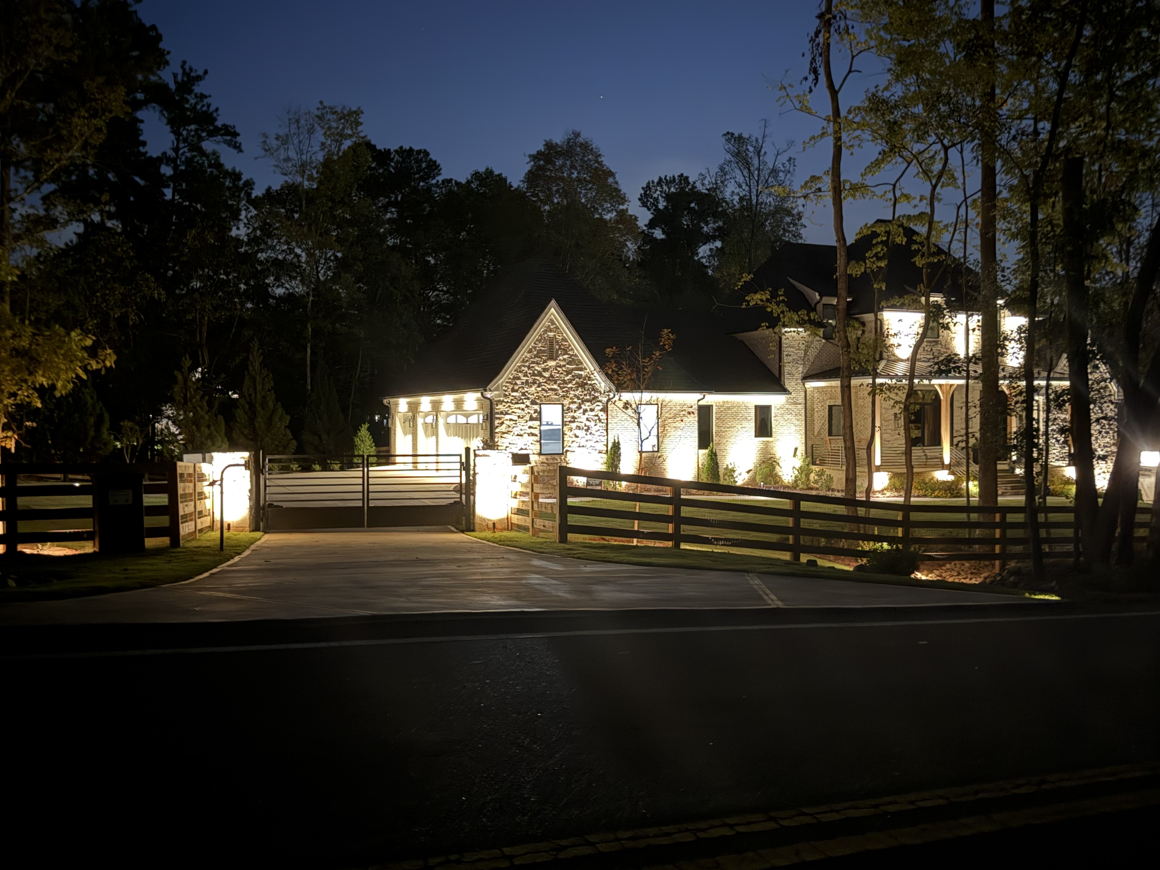 Landscape lighting installation