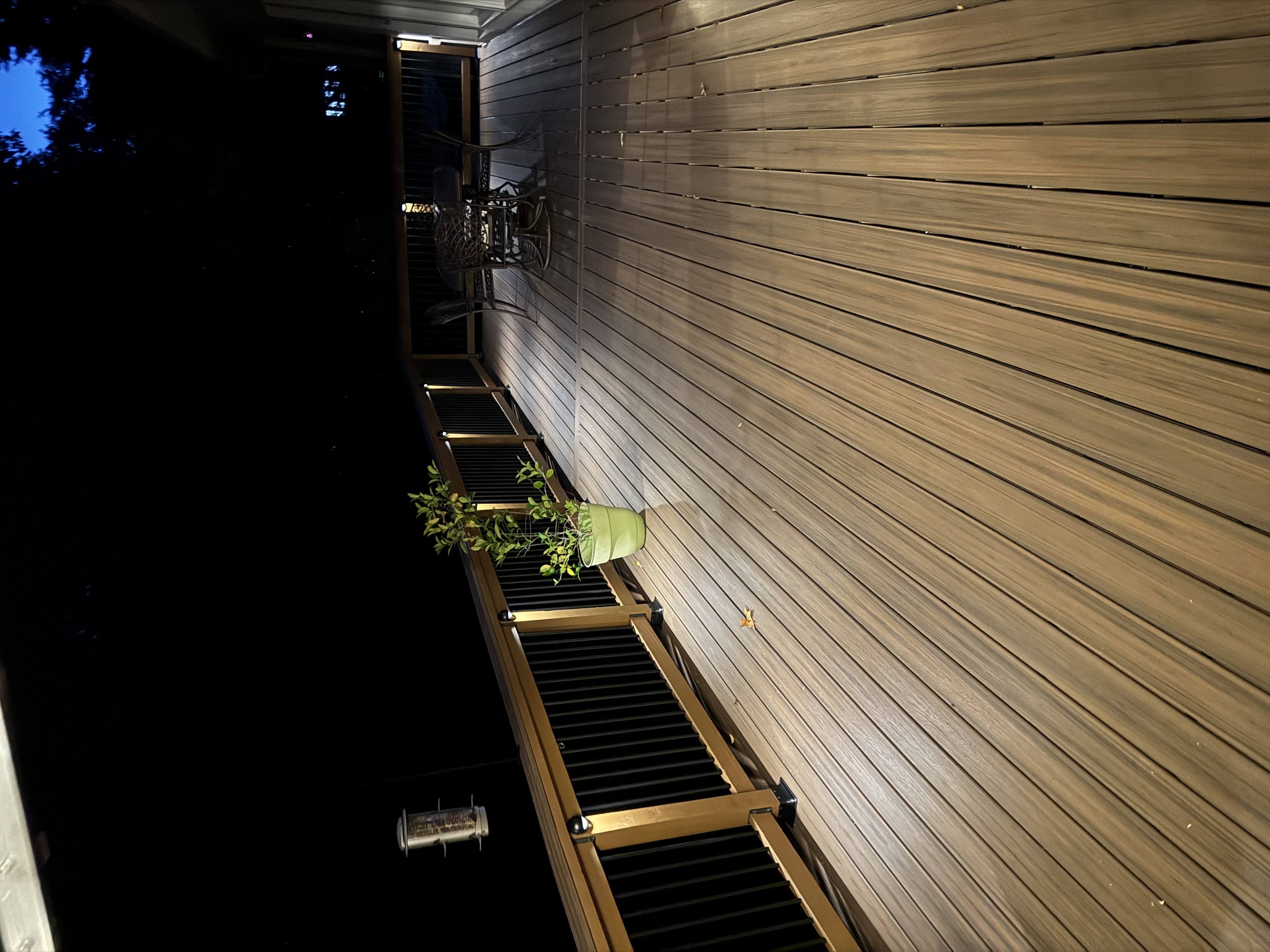 Landscape lighting installation