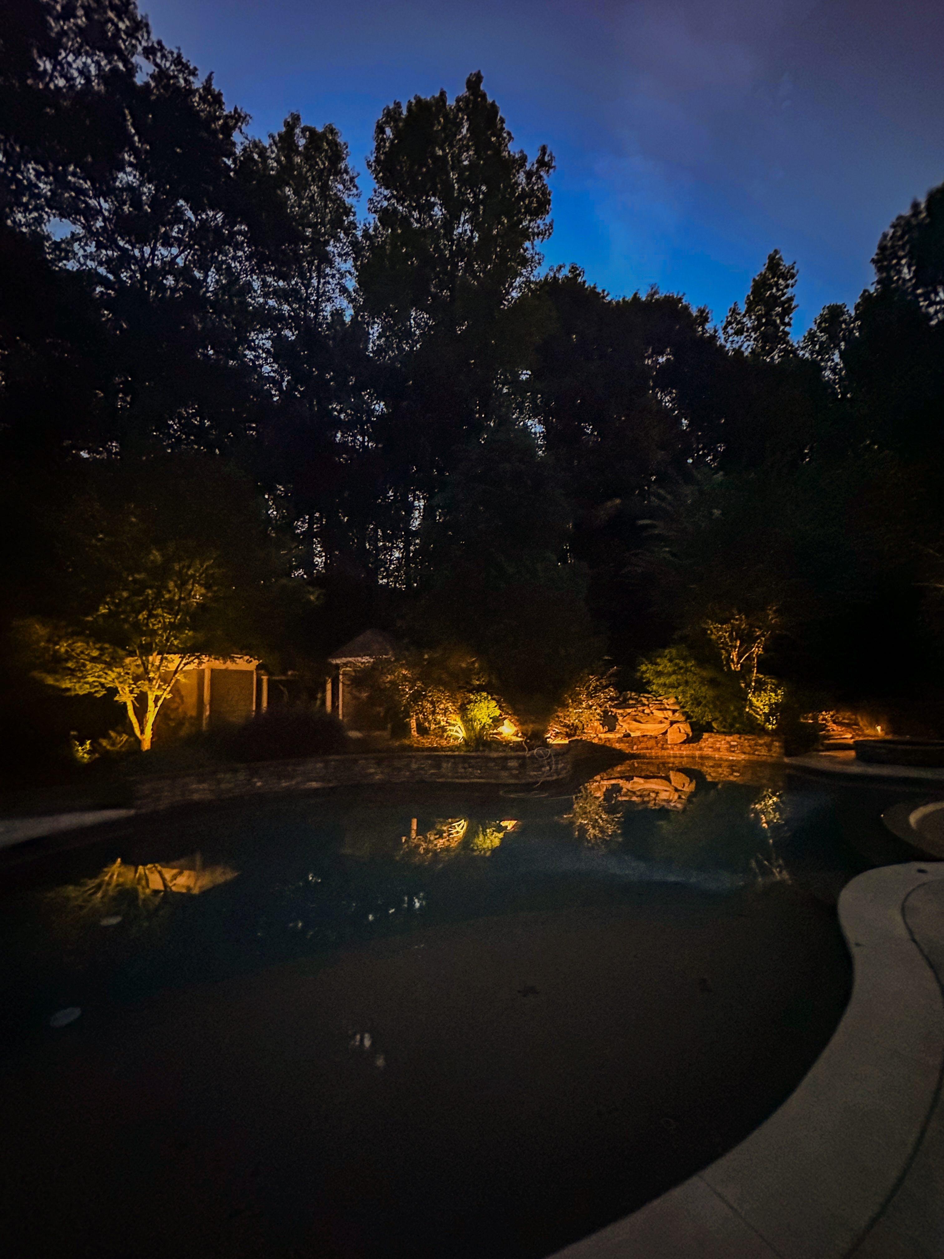 Landscape lighting installation