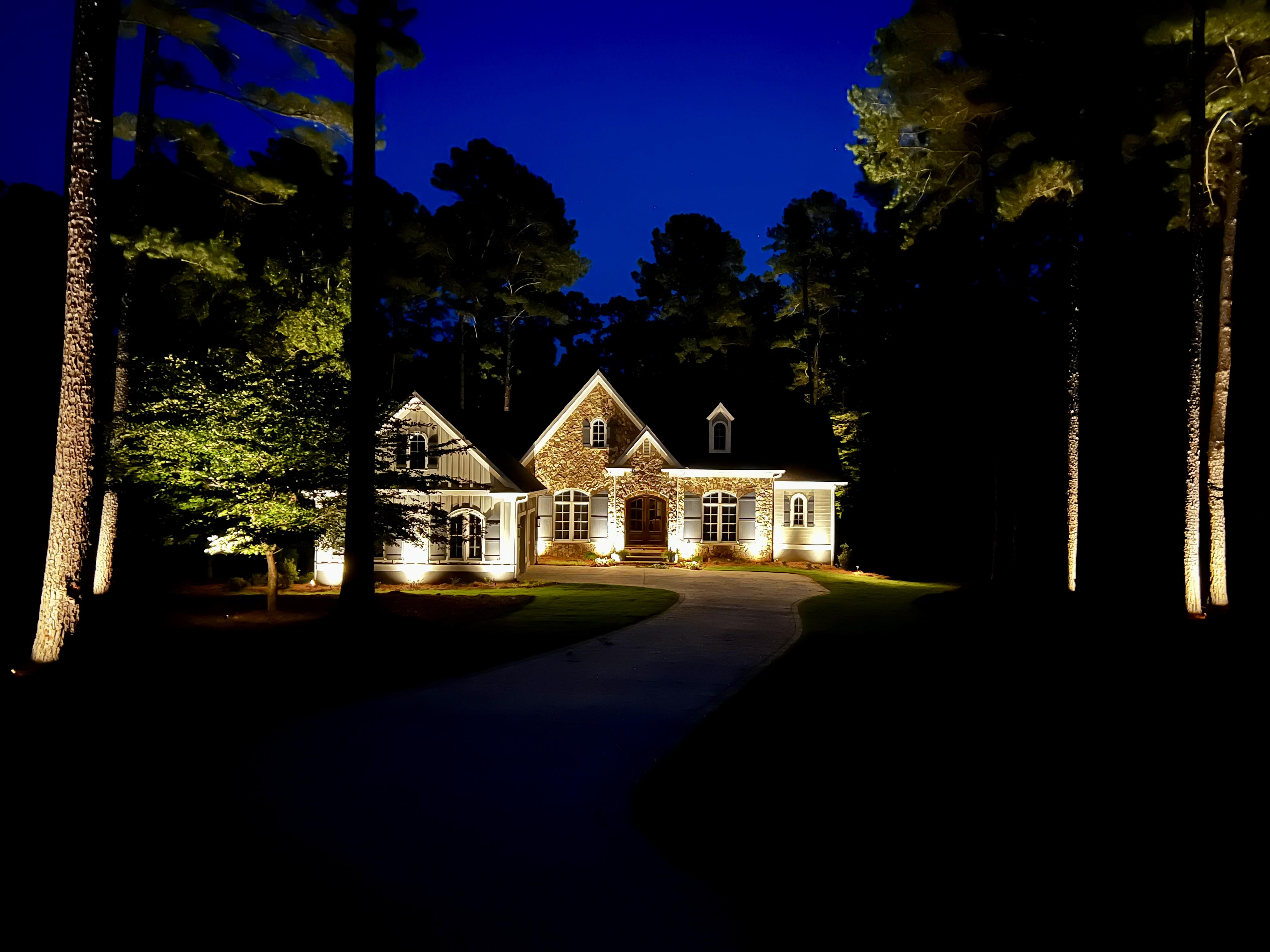 Landscape lighting installation